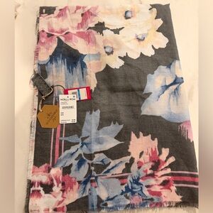 Vince Camuto Floral Patterned Fabric by